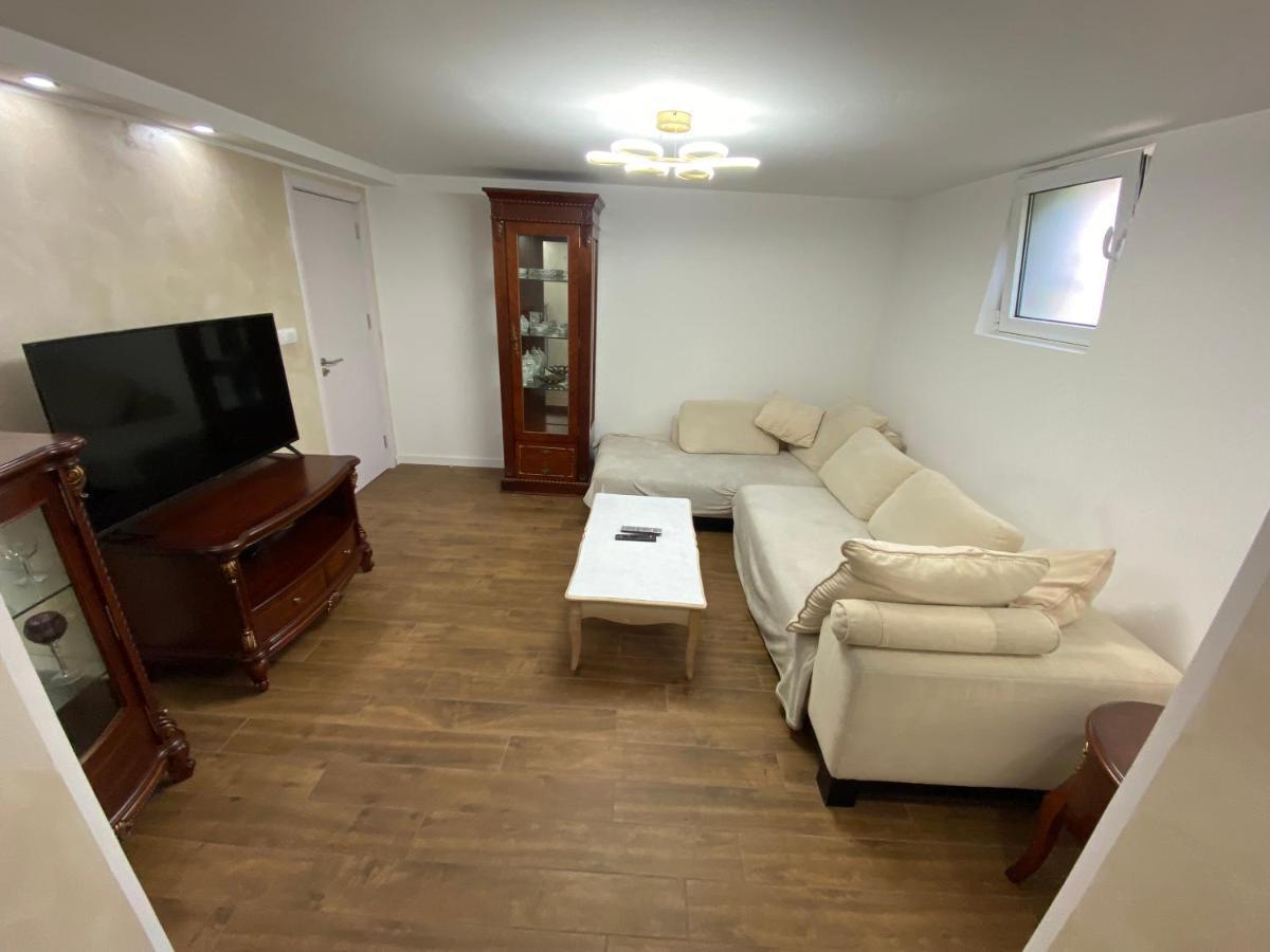 Baron Apartment Belgrad Exteriör bild